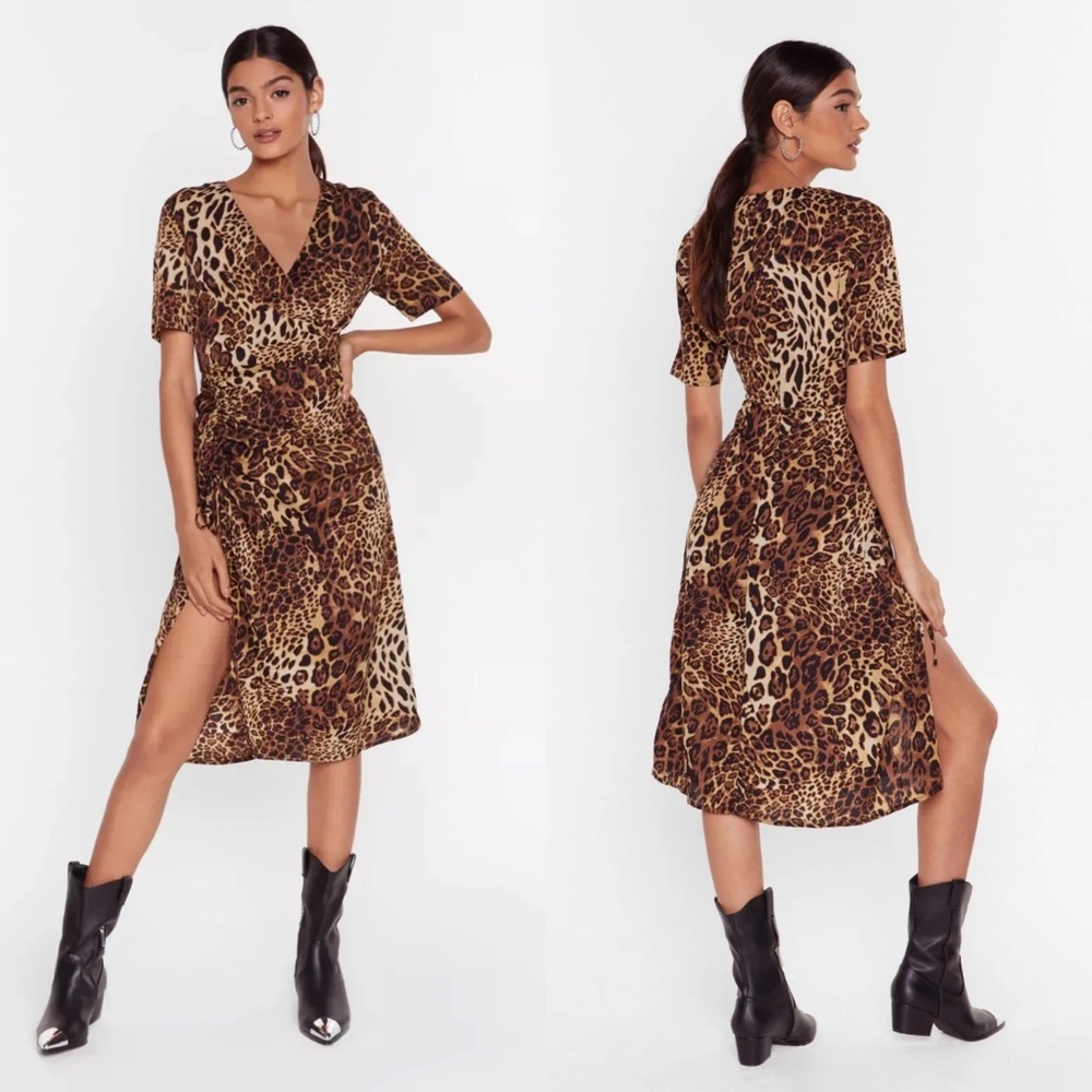 Nasty Gal Dress Brown Leopard Print V Neck Midi Ruched Slit Short Sleeve